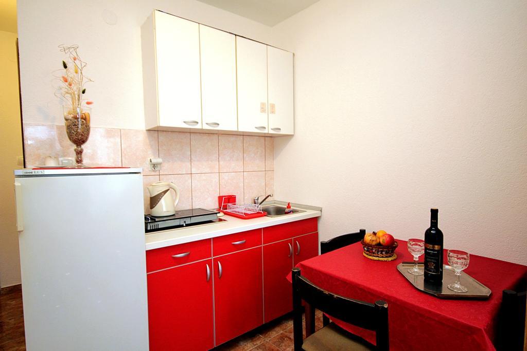 Apartmani Neda Bane Petrovac Phòng bức ảnh