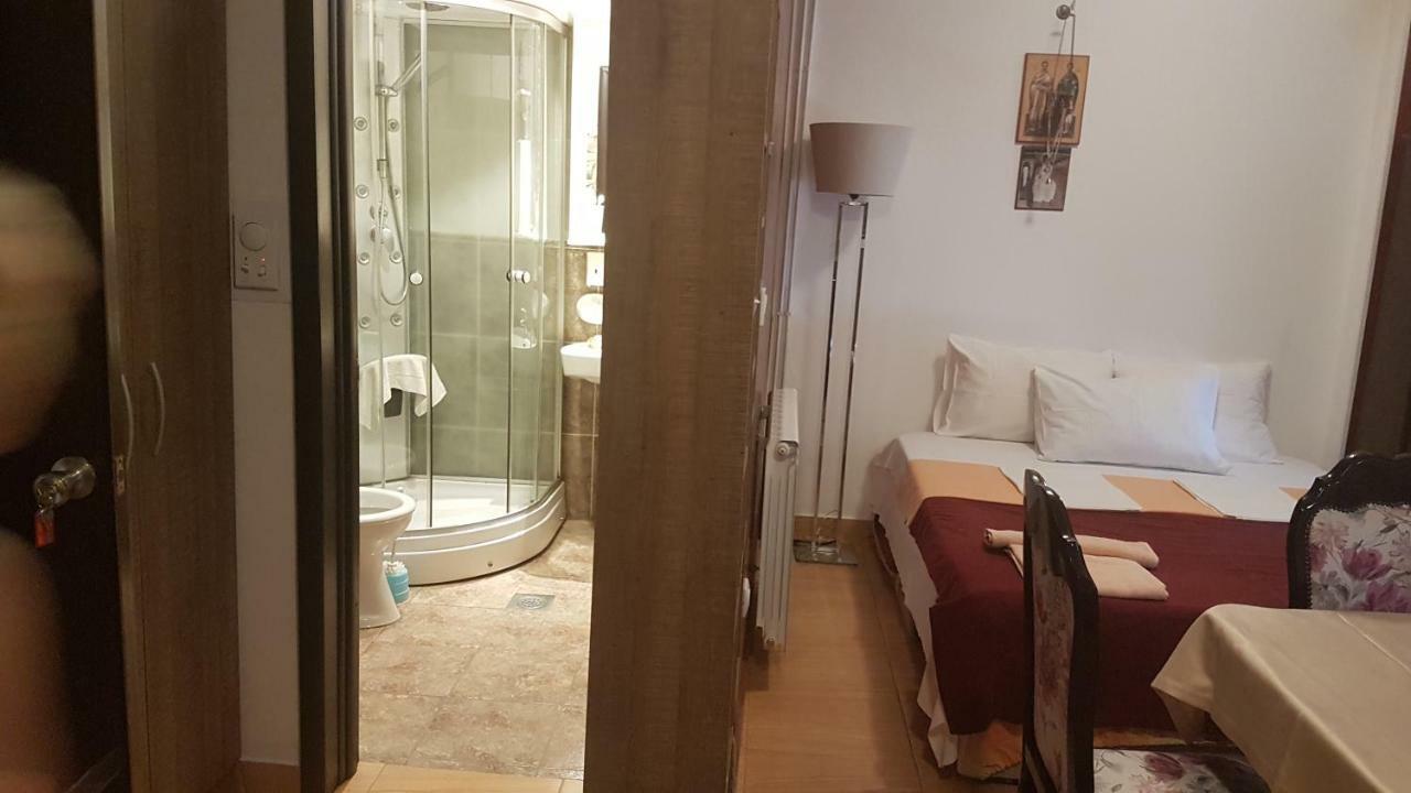 Apartmani Neda Bane Petrovac Ngoại thất bức ảnh